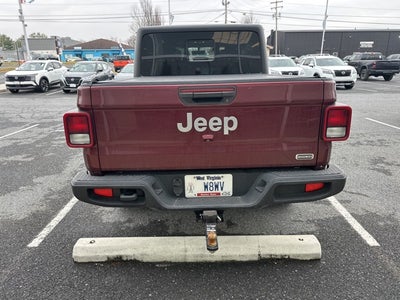 2022 Jeep Gladiator Overland