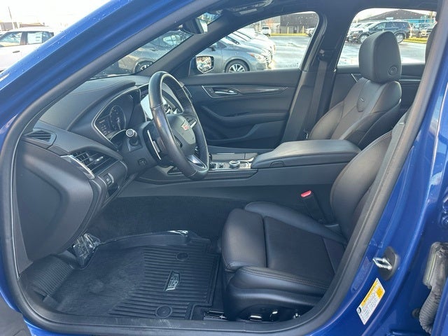 2022 Cadillac CT5 Sport