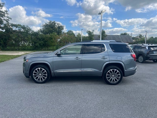 2022 GMC Acadia Denali