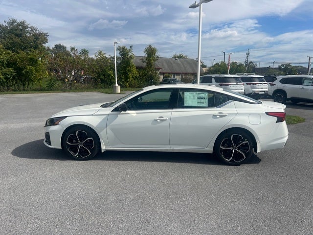 2025 Nissan Altima 2.5 SR PREMIUM PACKAGE