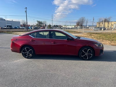 2023 Nissan Altima 2.5 SR