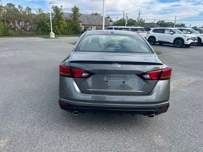 2025 Nissan Altima 2.5 SR PREMIUM PACKAGE