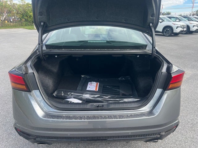 2025 Nissan Altima 2.5 SR PREMIUM PACKAGE