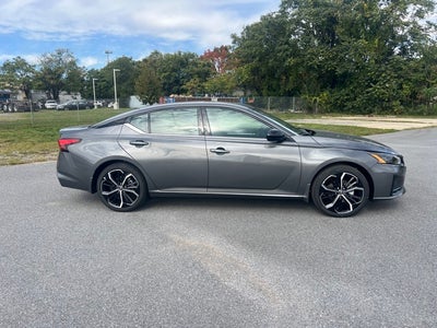 2025 Nissan Altima 2.5 SR PREMIUM PACKAGE