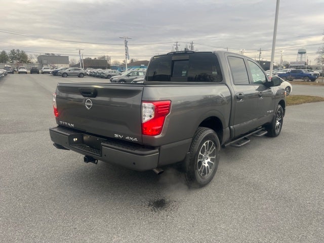 2024 Nissan Titan SV