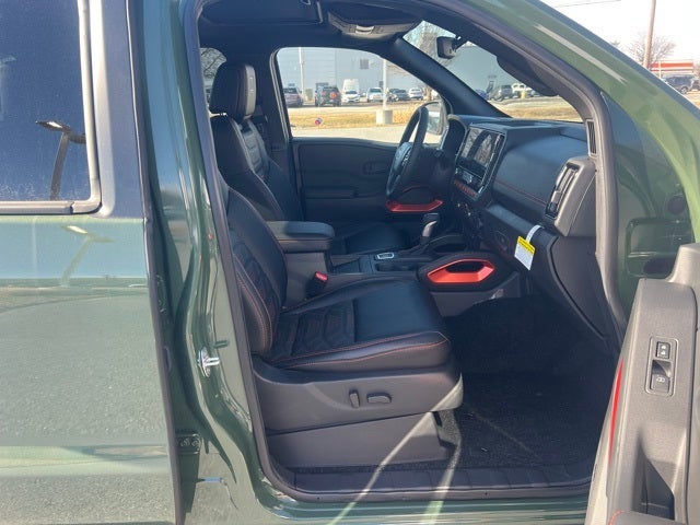 2026 Nissan Frontier PRO-4X ROUSH, PREMIUM, CONVENIENCE, TOW PACKAGE