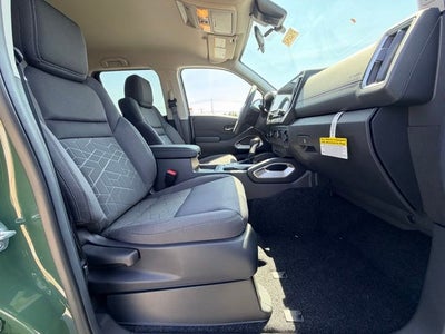 2026 Nissan Frontier SV CONVENIENCE, BLACK ACCENT PACKAGE