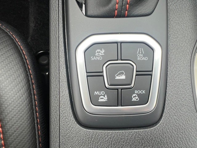 2026 Nissan Frontier PRO-4X PREMIUM, CONVENIENCE, BLACK ACCENT, TOW PACKAGE