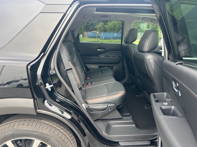 2026 Nissan Frontier PRO-4X PREMIUM, CONVENIENCE, BLACK ACCENT, TOW PACKAGE