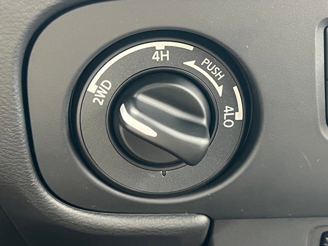 2026 Nissan Frontier PRO-4X PREMIUM, CONVENIENCE, BLACK ACCENT, TOW PACKAGE