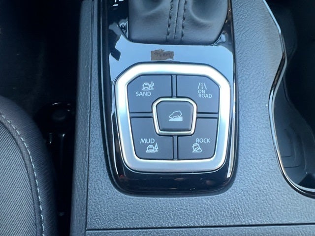 2026 Nissan Frontier SV ALL-WEATHER, DARK ARMOR, TOW PACKAGE