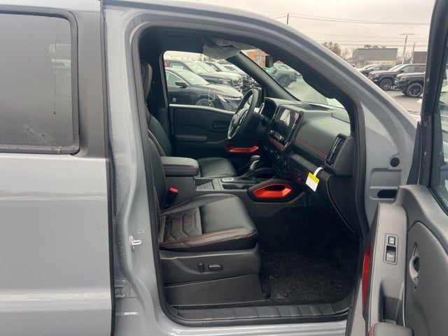 2026 Nissan Frontier PRO-4X PREMIUM, CONVENIENCE, TOW PACKAGE