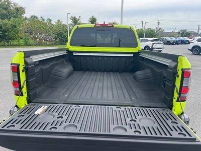 2026 Nissan Frontier PRO-4X PREMIUM, CONVENIENCE, BLACK ACCENT PACKAGE