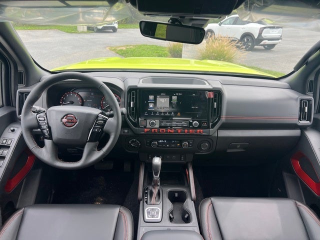 2026 Nissan Frontier PRO-4X PREMIUM, CONVENIENCE, BLACK ACCENT PACKAGE