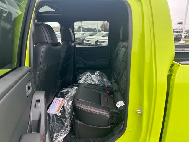 2026 Nissan Frontier PRO-4X PREMIUM, CONVENIENCE, BLACK ACCENT PACKAGE