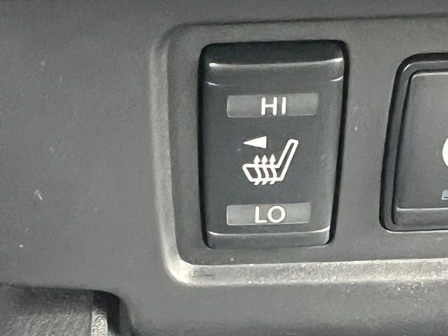 2026 Nissan Frontier SV DARK ARMOR, CONVENIENCE PACKAGE