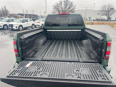 2026 Nissan Frontier SV DARK ARMOR, CONVENIENCE PACKAGE