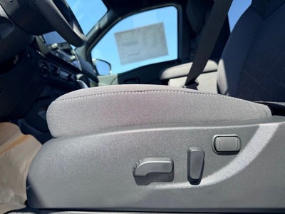 2026 Nissan Frontier SV DARK ARMOR, CONVENIENCE PACKAGE