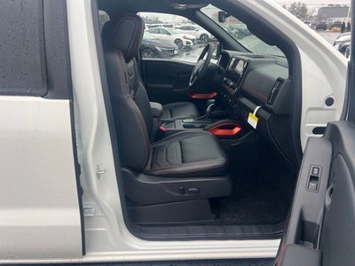 2026 Nissan Frontier PRO-4X PREMIUM, CONVENIENCE, TOW PACKAGE