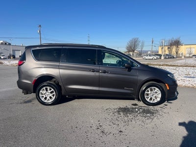 2022 Chrysler Pacifica Touring L Wheelchair Mobility equipped