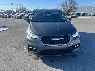 2022 Chrysler Pacifica Touring L Wheelchair Mobility equipped
