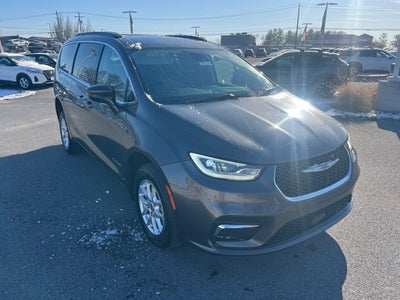 2022 Chrysler Pacifica Touring L Wheelchair Mobility equipped