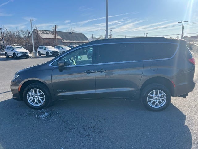 2022 Chrysler Pacifica Touring L Wheelchair Mobility equipped
