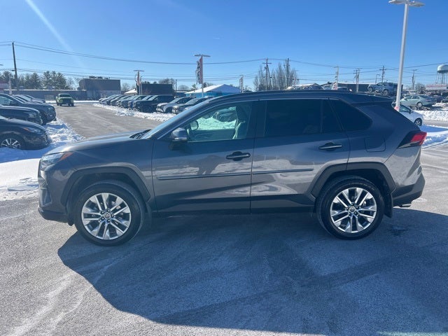 2022 Toyota RAV4 XLE Premium