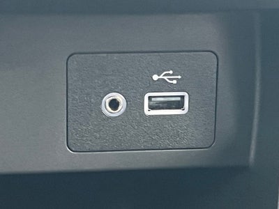 2025 Nissan Versa 1.6 SV TRUNK PACKAGE