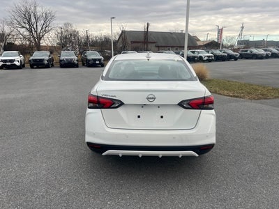 2025 Nissan Versa 1.6 SV TRUNK PACKAGE