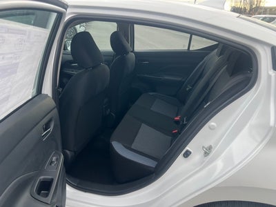 2025 Nissan Versa 1.6 SV TRUNK PACKAGE