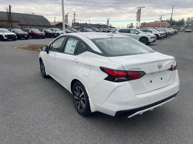 2025 Nissan Versa 1.6 SV TRUNK PACKAGE