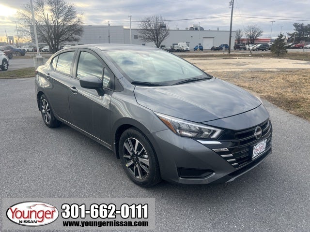 2025 Nissan Versa 1.6 SV TRUNK PACKAGE