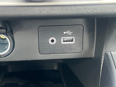 2025 Nissan Versa 1.6 SV TRUNK PACKAGE