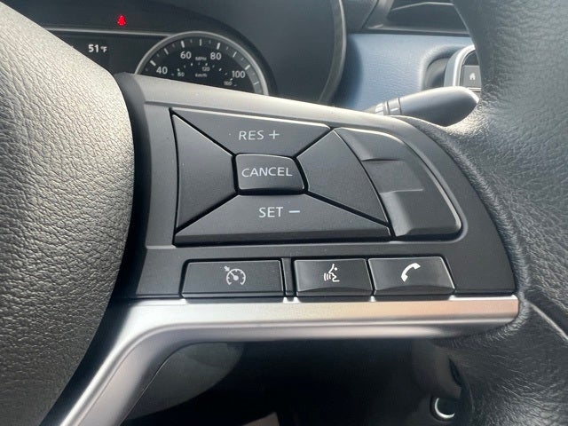 2025 Nissan Versa 1.6 SV TRUNK PACKAGE