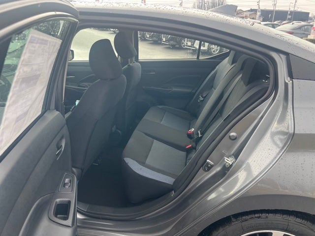 2025 Nissan Versa 1.6 SV TRUNK PACKAGE