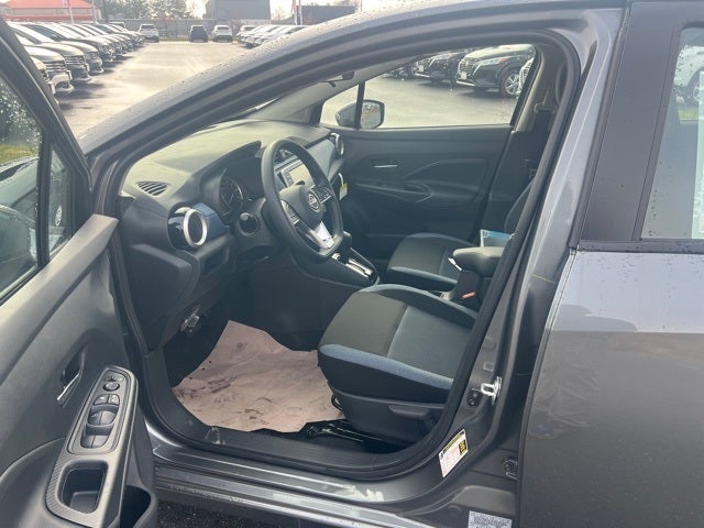 2025 Nissan Versa 1.6 SV TRUNK PACKAGE