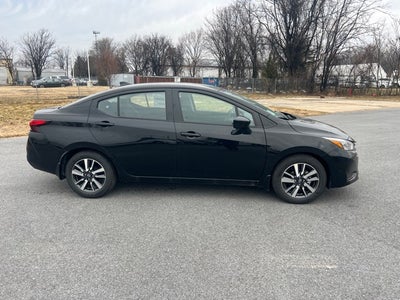 2025 Nissan Versa 1.6 SV TRUNK PACKAGE