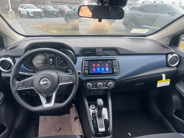 2025 Nissan Versa 1.6 SV TRUNK PACKAGE