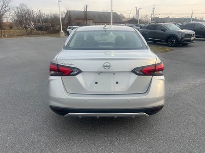 2025 Nissan Versa 1.6 SV TRUNK PACKAGE