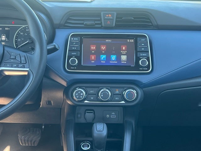 2025 Nissan Versa 1.6 SV TRUNK PACKAGE