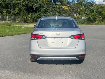 2025 Nissan Versa 1.6 SV TRUNK PACKAGE