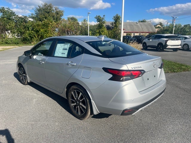 2025 Nissan Versa 1.6 SV TRUNK PACKAGE