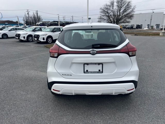 2025 Nissan Kicks Play S