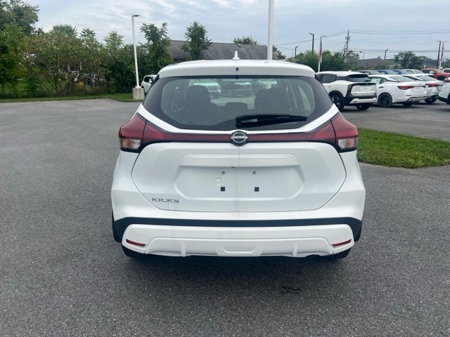 2025 Nissan Kicks Play S