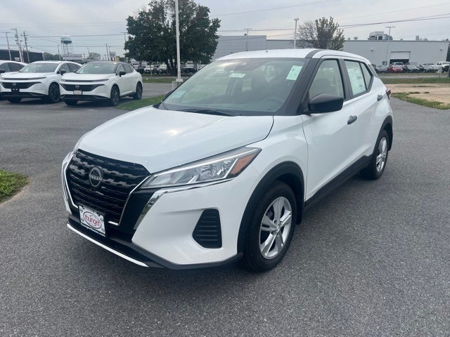 2025 Nissan Kicks Play S