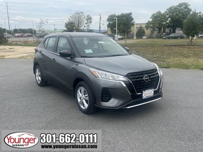 2025 Nissan Kicks Play S