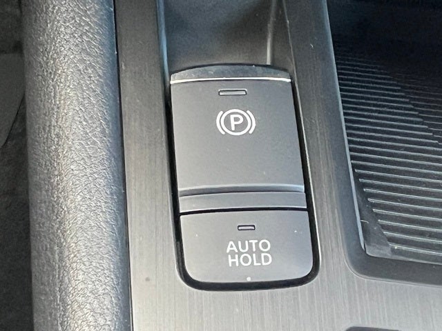 2026 Nissan Kicks SV COLD WEATHER PACKAGE