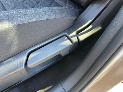 2026 Nissan Kicks SV PREMIUM, COLD WEATHER PACKAGE