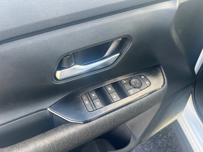 2026 Nissan Kicks SV PREMIUM, COLD WEATHER PACKAGE